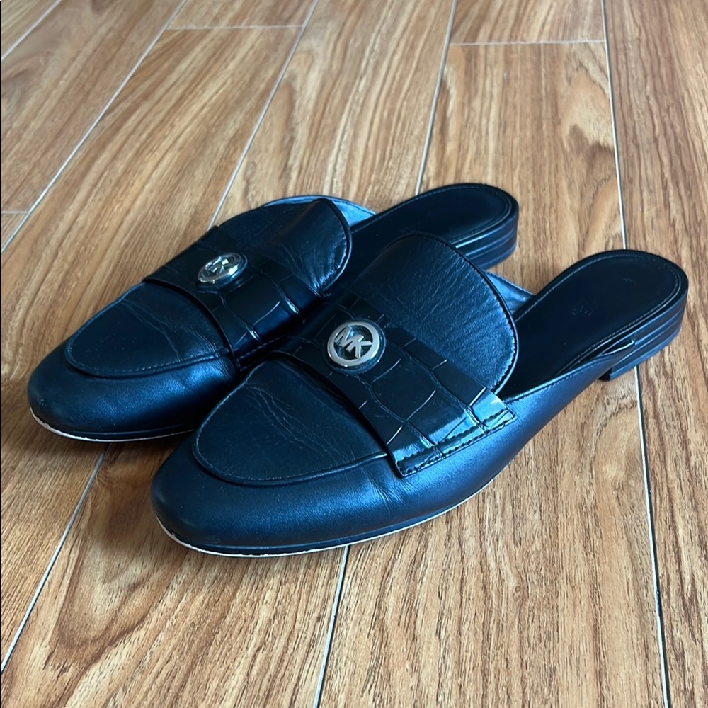 💙Michael Kors BLACK LEATHER SLIP ON LOAFER Women's Shoes Sz 8 M